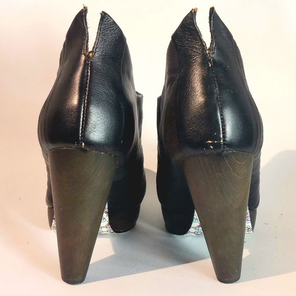 Irregular Choice Zubes black & wooden heels, EU41, circa 2010, never worn - Picture 4 of 14